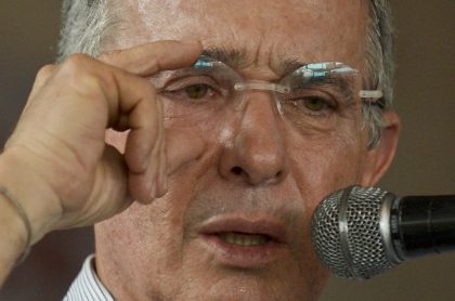 Álvaro Uribe Vélez, a propósito de que un juez revisará el falle que le dio la libertad