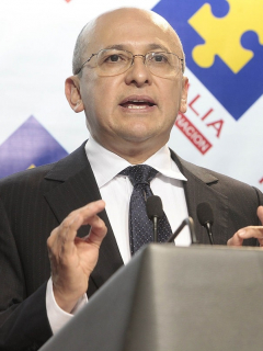 El exfiscal general Eduardo Montealegre.
