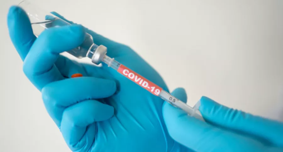Foto para ilustrara la vacuna contra covid-19 de Pfizer.