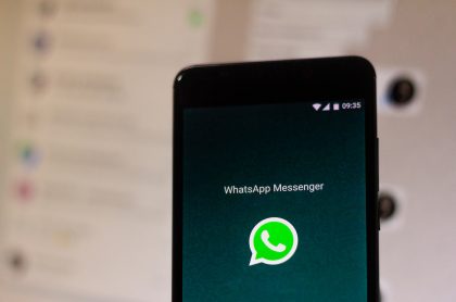 Logotipo de WhatsApp para ilustrar nota sobre cuándo puede la aplicación leer los mensajes privados
