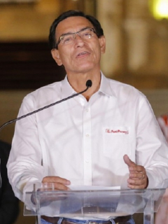 El saliente presidente de Perú, Martín Vizcarra, cesado por el congreso de su país.