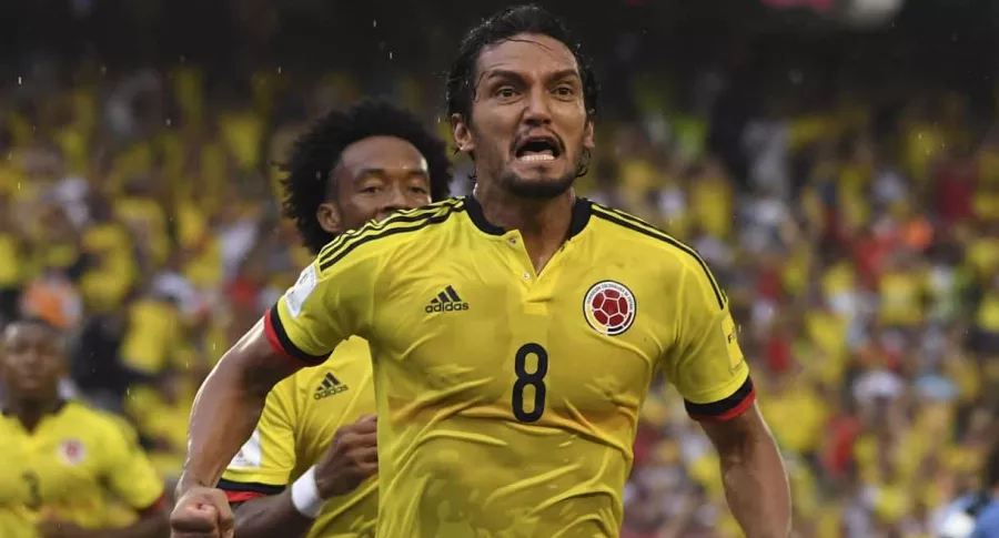 Abel Aguilar celebrando un gol con la Selección Colombia, quien será nuevo comentarista del Gol Caracol