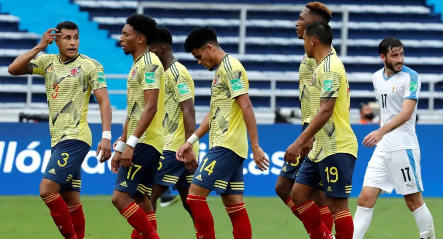Colombia pierde 0-3 de local ante Uruguay en la Eliminatoria.