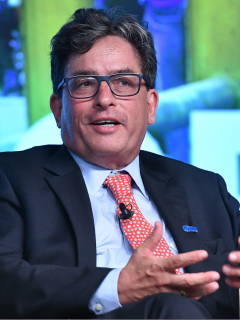 Alberto Carrasquilla tendrá que esperar hasta diciembre para saber si será director del Banco de la República.