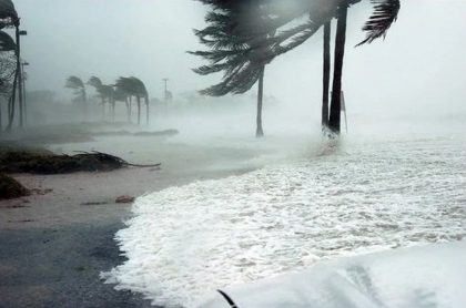 Primer buque con ayudas para Providencia ya va rumbo a la isla