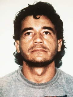Fotos de Carlos Lehder y Pablo Escobar, quienes fueron narcotraficantes de Colombia, ilustra nota sobre la vida de Carlos Lehder en Alemania y si tiene problemas de salud.