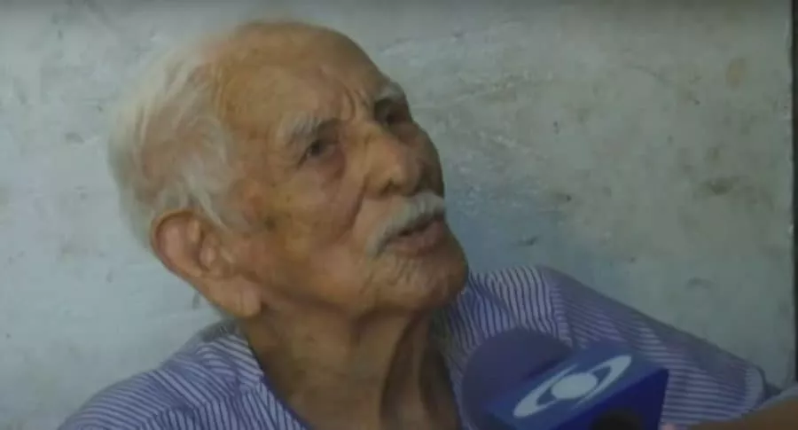 Juan Manuel, el anciano de 102 años en San Andrés que dijo que no sintió el paso del huracán Iota