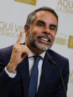 El senador Armando Benedetti se comparó con Neymar en una entrevista tras llegar a partido Colombia Humana.