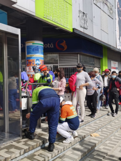 Con aglomeraciones en el centro de Bogotá, tercera jornada del día sin IVA dejó grandes resultados en materia de ventas.