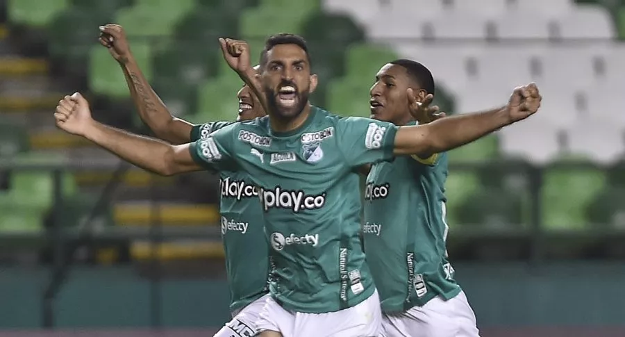 Jugadores del Cali celebrando triunfo en Copa Sudamericana, ver en vivo partido contra Vélez hoy