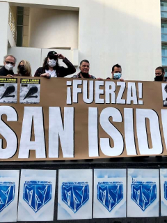 Cubanos residentes en Barcelona, España, se manifiestan en apoyo al movimiento San Isidro de La Habana, el 24 de noviembre de 2020.
