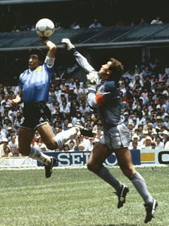 Gol con la mano que marcó eliminación de Inglaterra en Mundial 86.