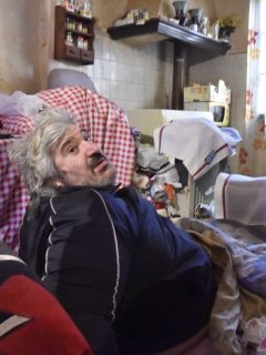 Alain Panabière, el francés de 300 kilos que fue evacuado de su casa por medio de una grúa