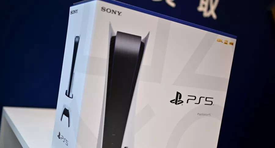 Foto de la nueva PlayStation 5. Sony lanzaría una más barata.