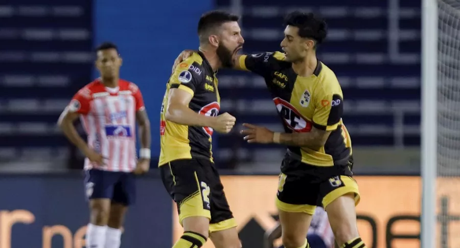 Jugadores de Coquimbo Unido celebrando triunfo contra Junior en Copa Sudamericana