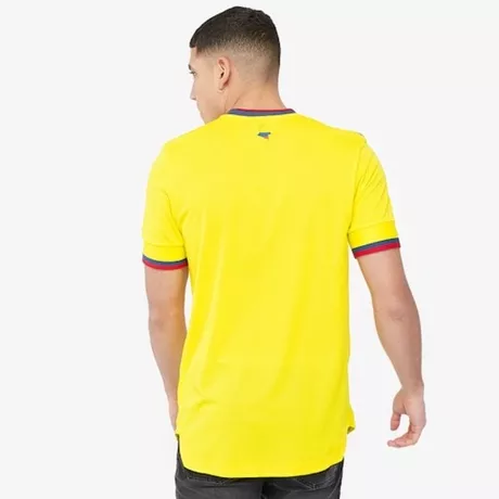 Galería de fotos de la nueva camiseta de la Selección Colombia