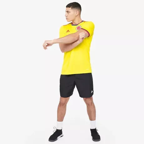 Galería de fotos de la nueva camiseta de la Selección Colombia