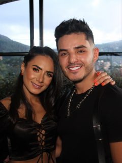 Foto de Johanna Fadul y Juanse Quintero, a propósito de la vez en que él apareció desnudo en un live de ella.