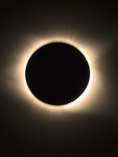 Eclipse de Sol de 2017 para ilustrar nota sobre efectos del eclipse total de Sol del 14 de diciembre de 2020