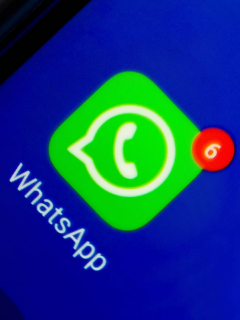 Logotipo de WhatsApp para ilustrar nota sobre por qué no llegan las notificaciones de la aplicación