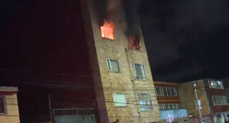 Incendio destruyó 2 apartamentos, en occidente de Bogotá
