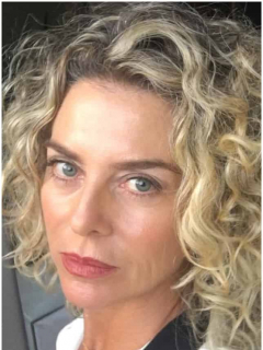 Fotomontaje de Margarita Rosa de Francisco y Laura Londoño, a propósito de nueva versión de 'Café con aroma de mujer'