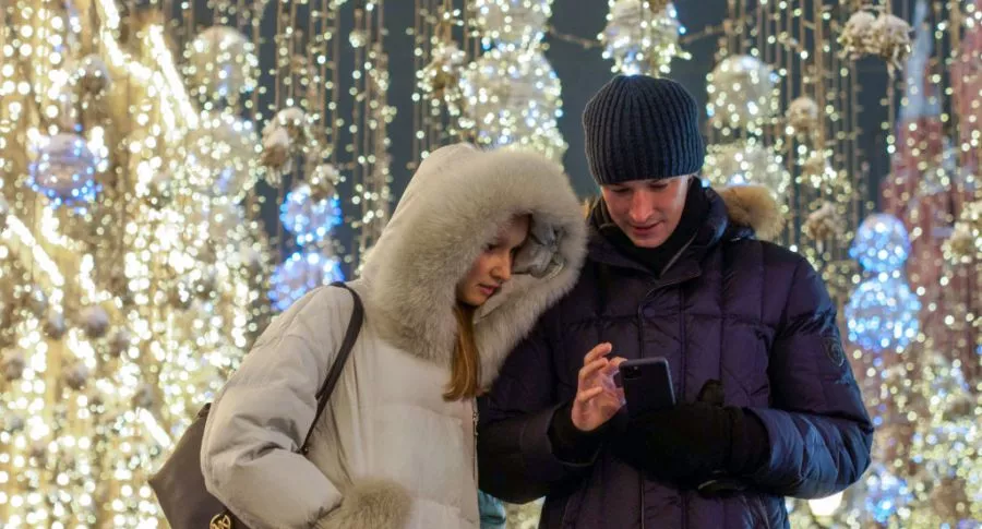 Navidad en Rusia ilustra nota sobre los mensajes de WhatsApp para enviar el 24 y 31 de dieciembre