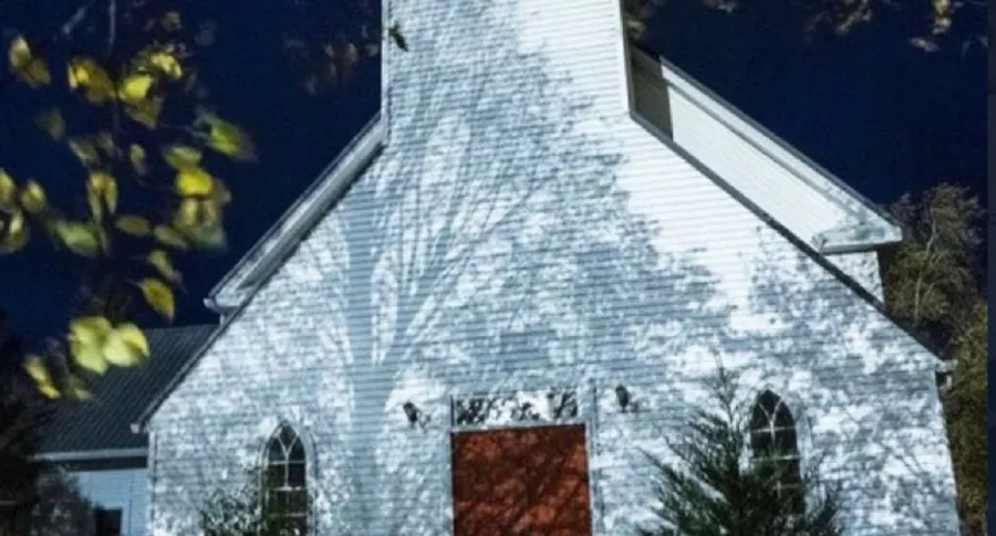 Iglesia comprada por la Asatru Folk Assembly en Murdock, Minnesota (Estados Unidos).