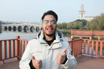 Imagen del colombiano en Wuhan que ahora se volvió ‘youtuber’