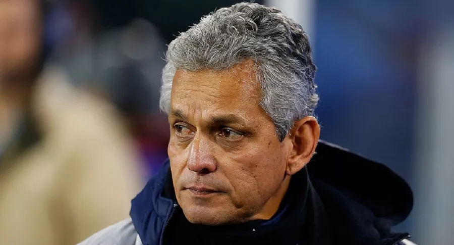 Después de que el propio presidente de la Asociación de Fútbol de Chile confirmara el acuerdo para la desvinculación de Reinaldo Rueda, el vallecaucano negó que esto fuera porque ya es técnico de Colombia. 