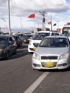 Caros ilustran imagen de pico y placa que habrá este domingo 3 de enero en la Autopista Sur, Soacha