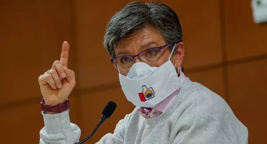 Claudia López, alcaldesa de Bogotá que decretó nuevas medidas en la ciudad por el incremento del coronacirus