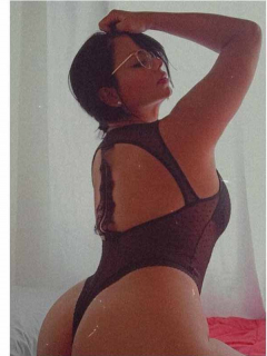 Amaranta Hank, actriz porno que publicó una foto de su noche de bodas el 8 de enero de 2021.