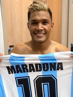 Según 'Teo', le dijo al DT de Boca que estaba atento si lo necesita. Imagen de referencia del delantero colombiano.