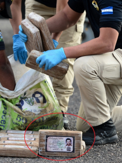 Decomiso de cocaína marcada con supuesta cédula de Pablo Escobar, en Honduras