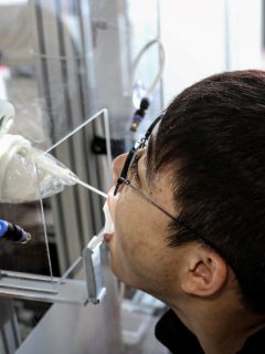 China comenzó a realizar pruebas anales para detectar el coronavirus debido a los rebrotes que se han presentado en las últimas semanas.