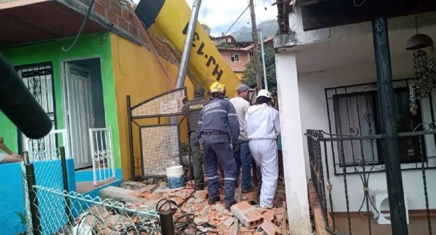 Avioneta se accidentó en Copacabana, Antioquia: Bomberos hacen presencia
