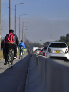 El polémico carril exclusivo para bicicletas de la calle 13 ocasionó múltiples protestas ciudadanas.
