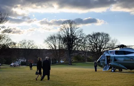 Para evitar la ceremonia de Biden, Trump dejó la Casa Blanca varias horas antes de la ceremonia / AFP.
