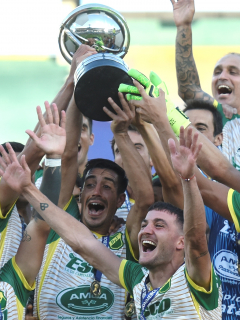 Defensa y Justica, campeón de Suramericana tras derrotar 3-0 a Lanús