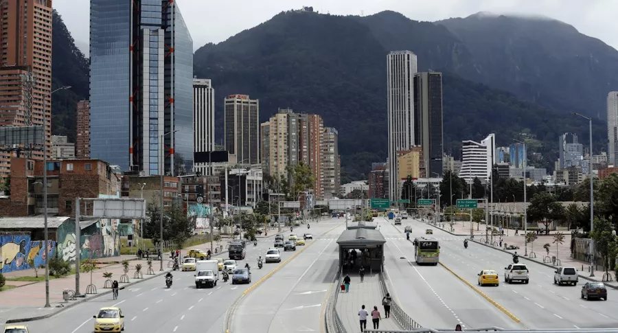 Bogotá en medio de la cuarentena total, pico y cédula hoy 24 de enero domingo