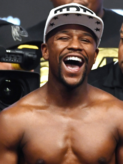 Mayweather ataca a McGregor luego de la derrota de este en UFC. Imagen de referencia de ambos.