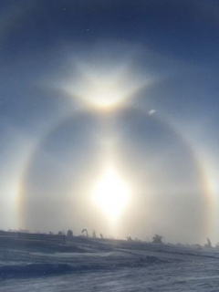 Fotos del espectacular fenómeno halo solar que sorprendió, en Suecia