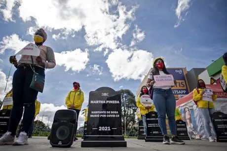 Justamente, este miércoles la cifra de muertos diarios en Colombia fue de 395 víctimas / AFP.
