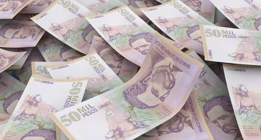 Billetes de 50 mil pesos, ilustran nota de cayó Lotería de Cundinamarca, cuánta plata darán al ganador y descuentos que le harán.