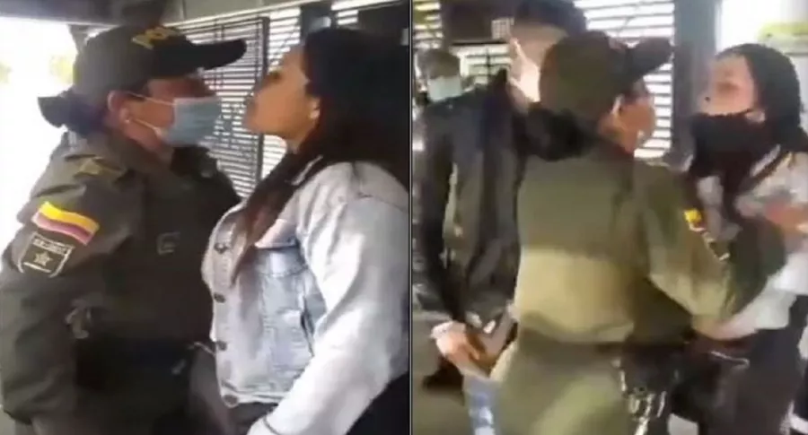  Imágenes del altercado entre una usuaria de Transmilenio y una mujer de la Policía, por el precio de un pasaje.
