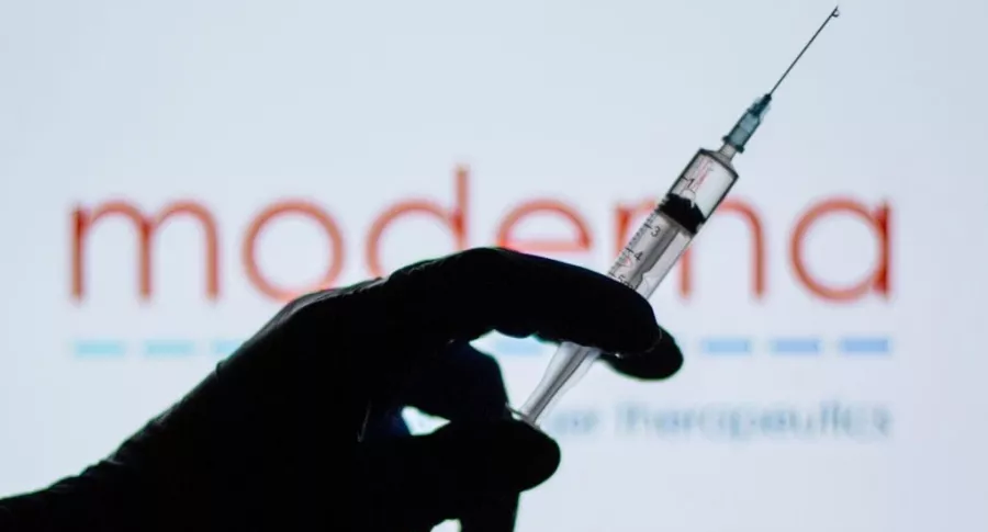 Morena y Sinovac son las dos nuevas farmacéuticas que enviarán vacunas a Colombia.