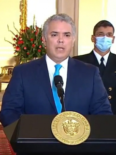 Iván Duque y el nuevo ministro de Defensa, Diego Molano, objeto de burlas por presentación en la que se dijo que el ministro nació en Hospital Militar