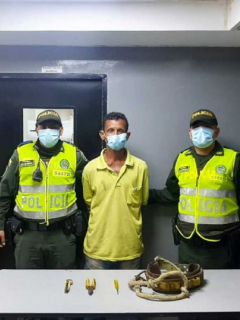 Hombre capturado cuando reconectaba el servicio de energía a un taller en Barranquilla