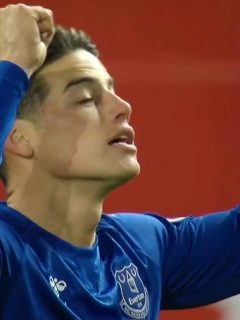 Golazo de James con el Everton ante Manchester United en Liga Premier